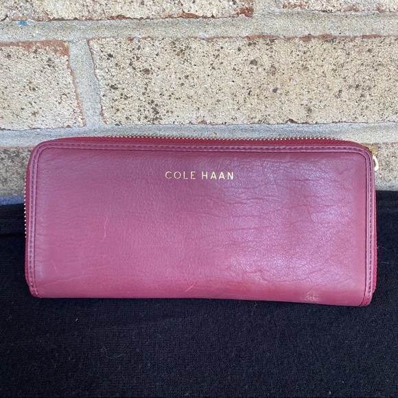 Cole Haan Red Leather Continental Wallet - Picture 1 of 12